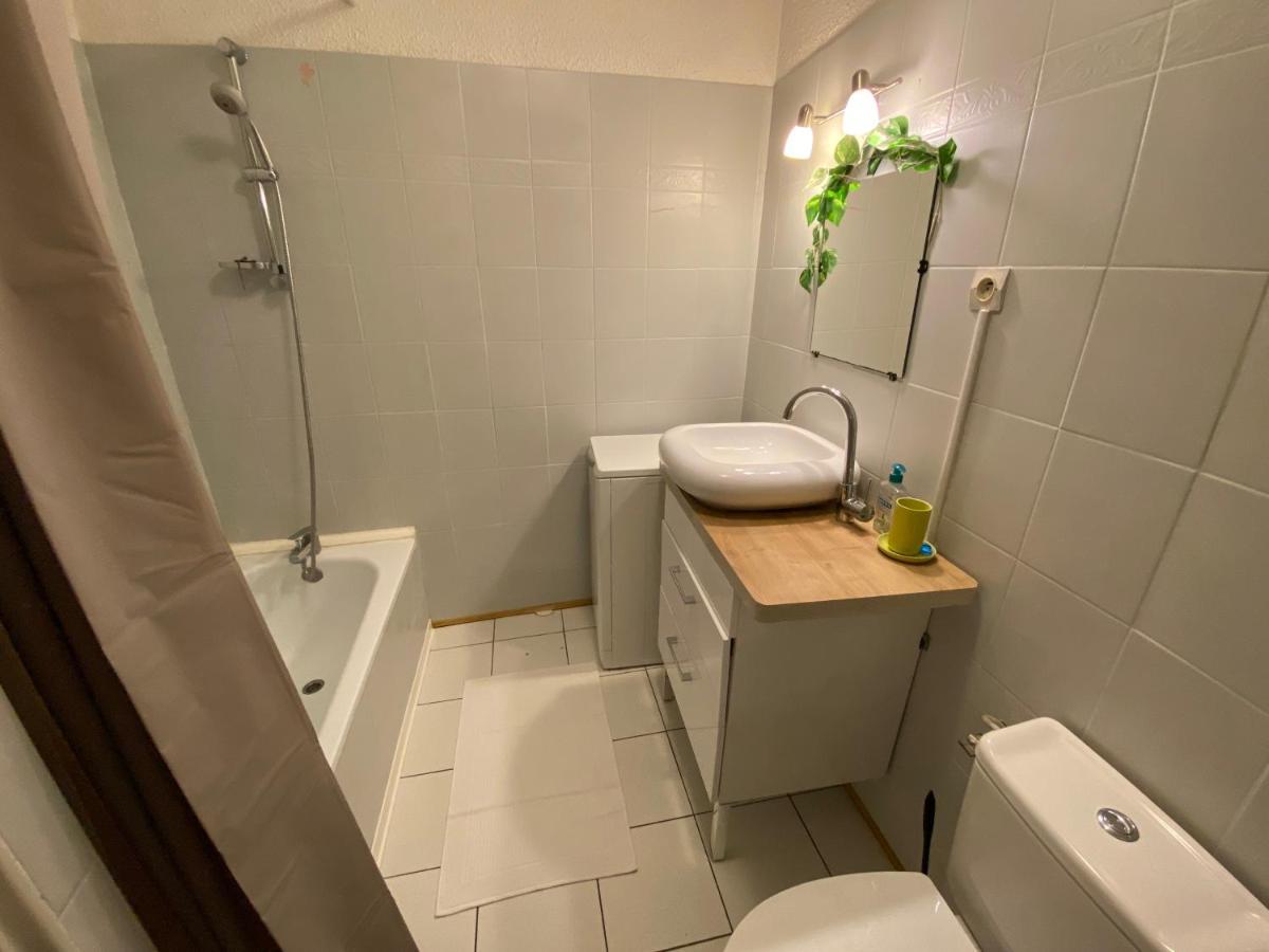 Au Pied De La Cite, T3 Au Calme Apartment การ์กาซอน ภายนอก รูปภาพ
