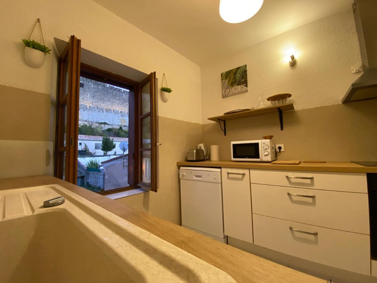 Au Pied De La Cite, T3 Au Calme Apartment การ์กาซอน ภายนอก รูปภาพ